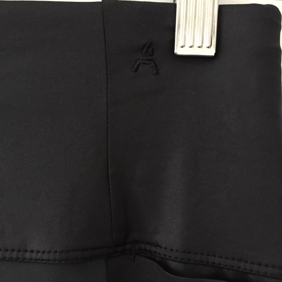 ADAY Throw It Higher Leggings - Picture 9 of 14